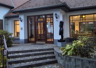 Bozsó Gyűjtemény bejárat