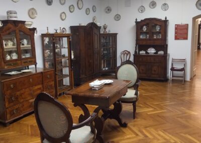 Évszázadok bútorai